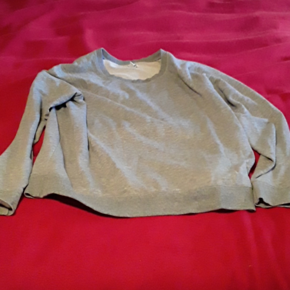 Women's pullover